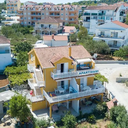 アパート Okrug Gornji 8440c *